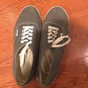 VANS grey lace up sneaker